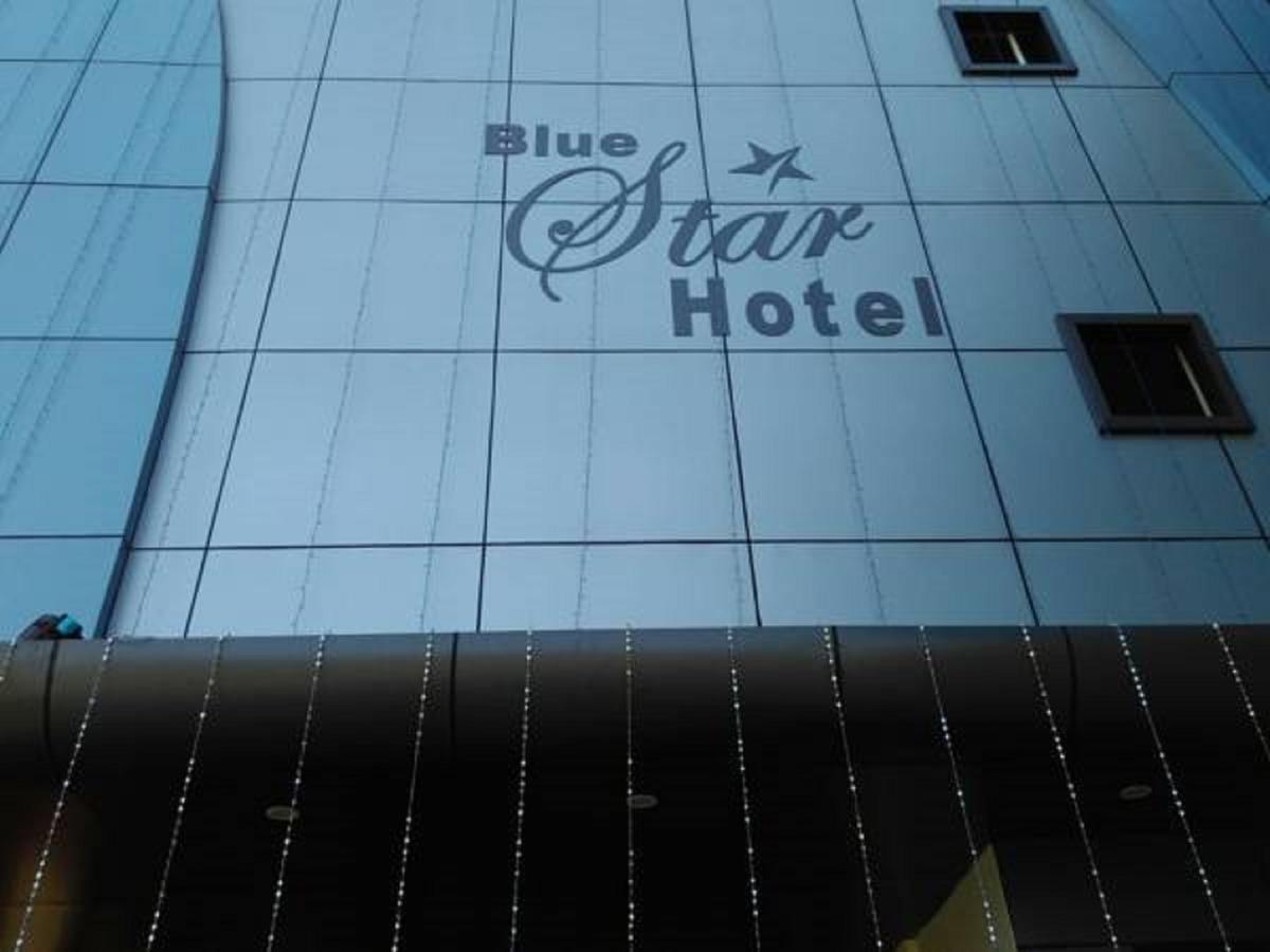 Hotel Blue Star Datia Buitenkant foto